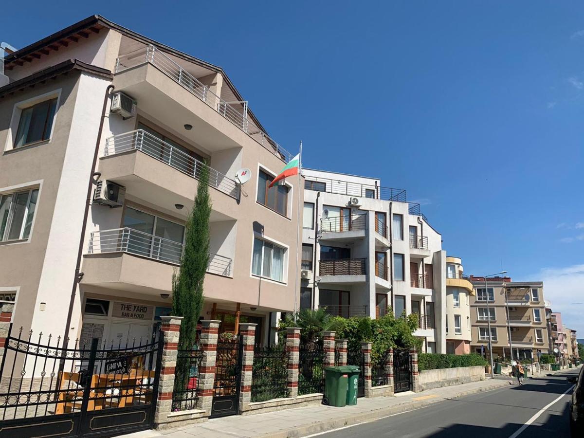 Appartamento Nesebar cozy Studio 302b Esterno foto